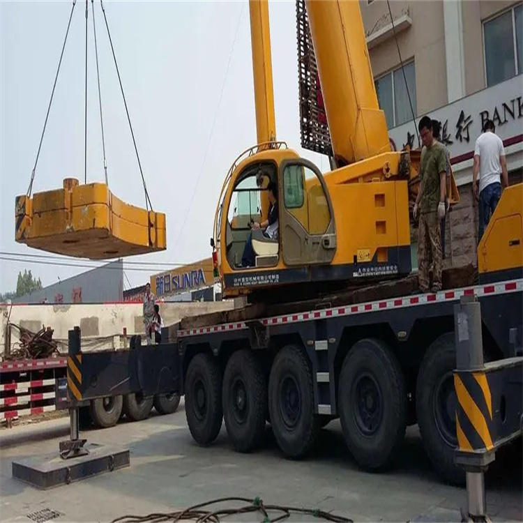 番阳镇当地吊车出租|机器吊装|75吨|工厂搬迁服务